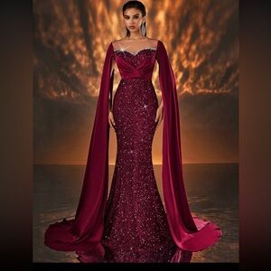 Burgundy dress sequin
Size 8/10 large